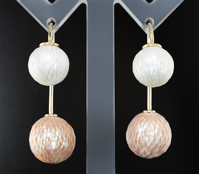 Золото Серьги с резным жемчугом Edison 49,78 карата