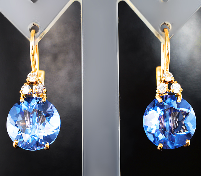 Золото Серьги с флюоритами со сменой цвета 11,68 карата и лейкосапфирами