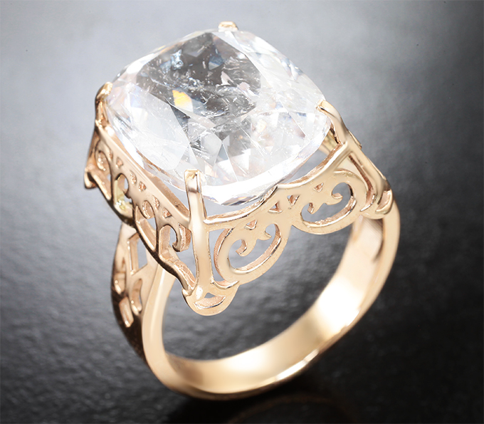 Золото Кольцо с крупным данбуритом 11,34 карата