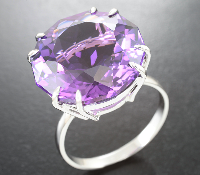 Золото Кольцо с аметистом авторской огранки 16,11 карата