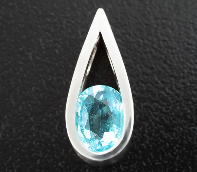 Серебро 925 Кулон с «неоновым» апатитом 0,98 карата