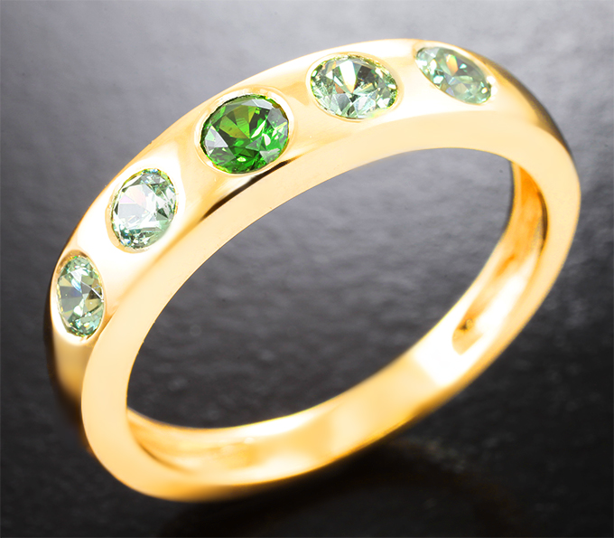 Золото Кольцо с уральскими демантоидами гранатами 0,73 карата