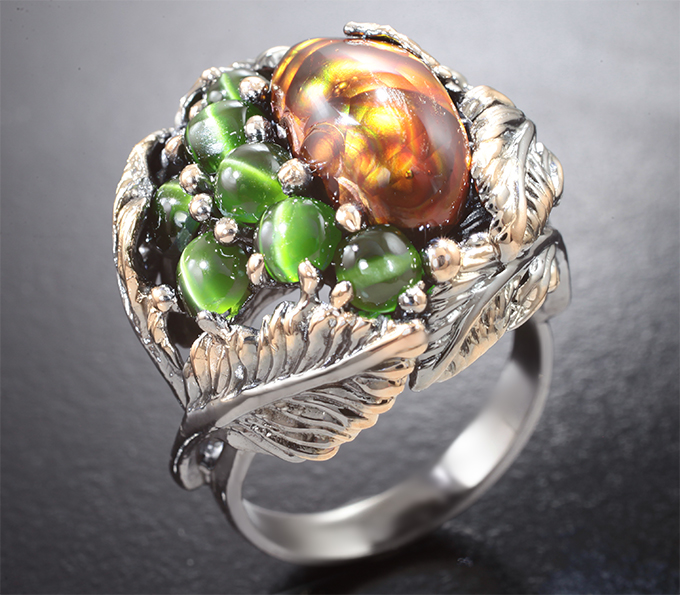 Серебро 925 Кольцо с мексиканским огненным агатом 5,06 карата и диопсидами с эффектом кошачьего глаза 2,49 карата