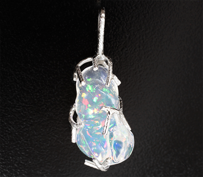 Золото Кулон с кристаллическим мексиканским опалом 8,48 карата