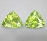 Крупная пара перидотов 29,12 карата