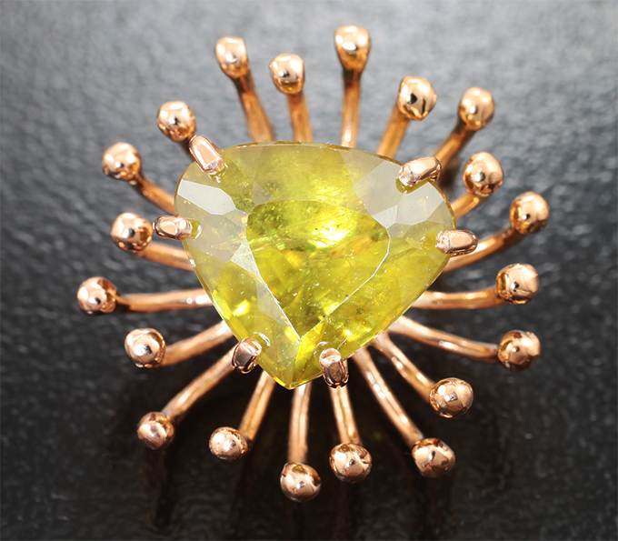 Серебро 925 Кулон с желто-зеленым сфеном 5,71 карата