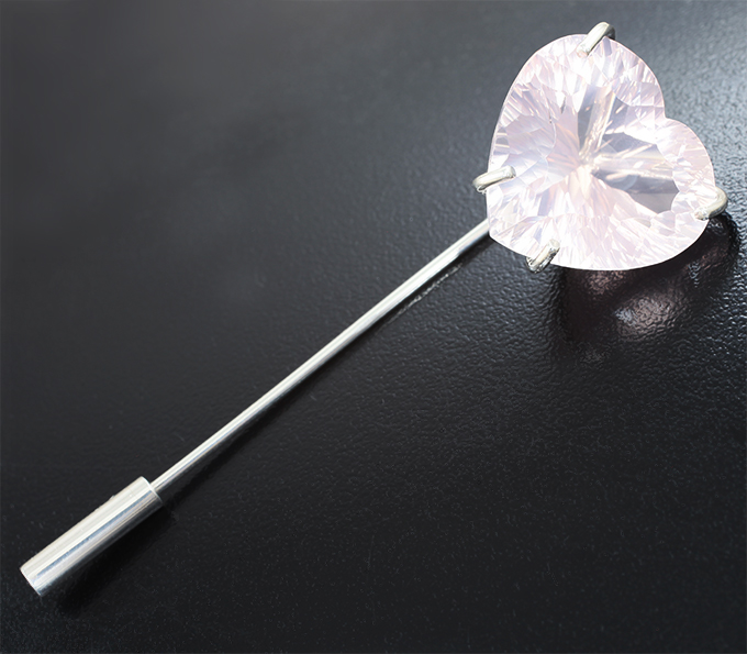 Серебро 925 Булавка-брошь с розовым кварцем лазерной огранки 34,7 карата