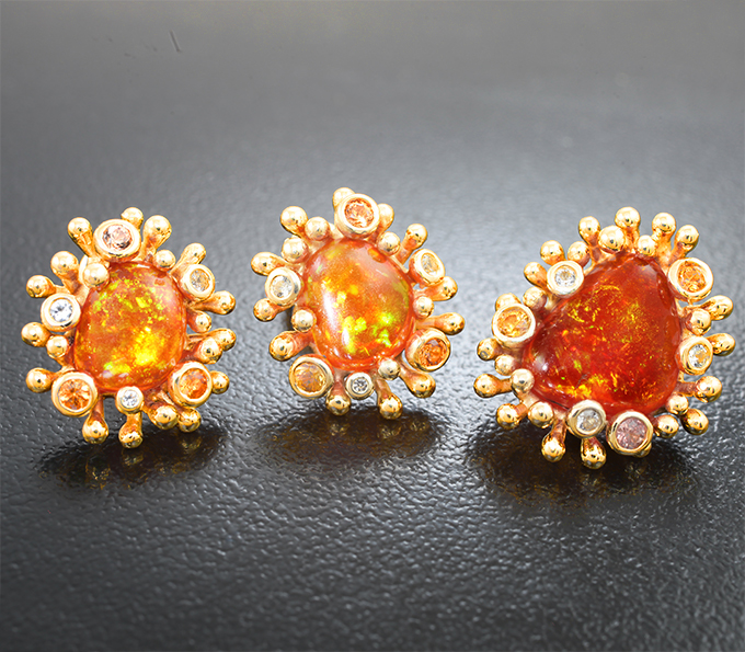 Золото Комплект с кристаллическими эфиопскими опалами 4,92 карата, оранжевыми сапфирами и бесцветными цирконами