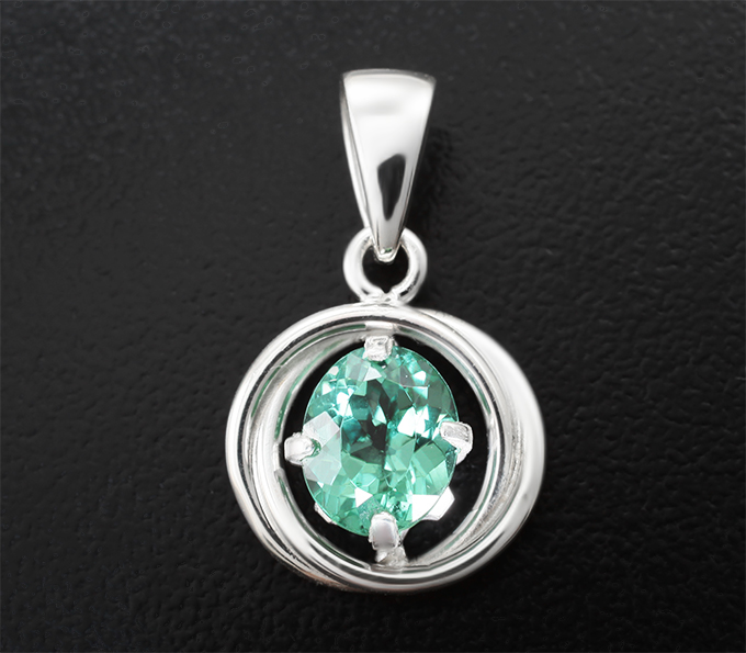 Серебро 925 Кулон с неоново-зеленым апатитом 1,76 карата