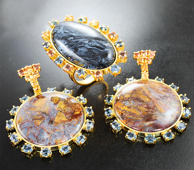 Серебро 925 Комплект с петерситами 106,95 карата, шпинелями и сапфирами