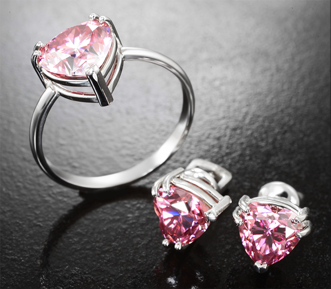 Золото Комплект с муассанитами 4,08 карата