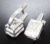 Комплект с муассанитами 7,73 карата Золото