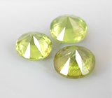 Набор из 3 уральских демантоидов 0,71 карата