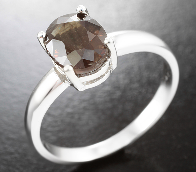 Серебро 925 Кольцо с гранатом со сменой цвета 2,47 карата