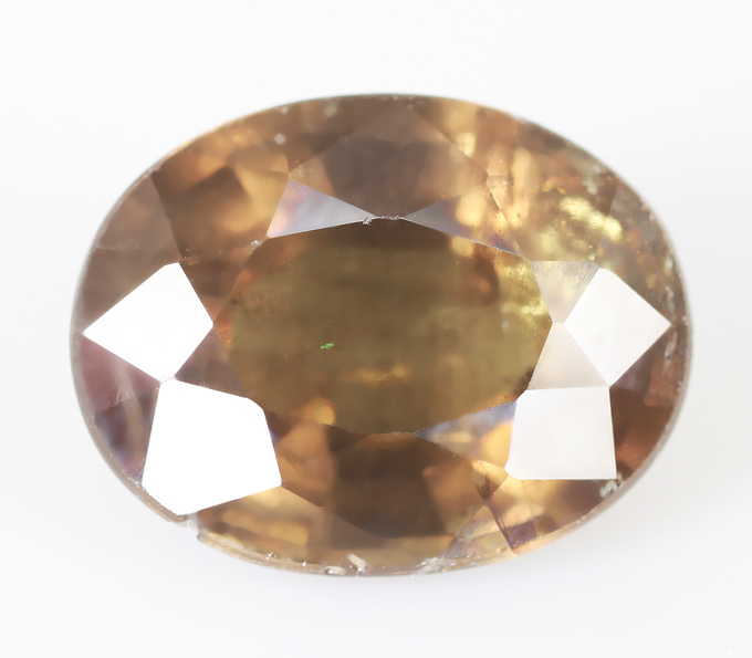 Кольцо с гранатом со сменой цвета 2,47 карата