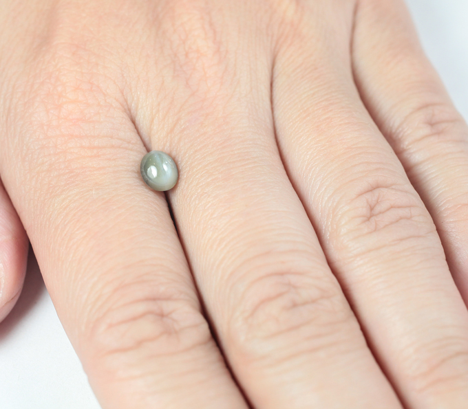 Хризоберилл с эффектом кошачьего глаза 1,16 карата