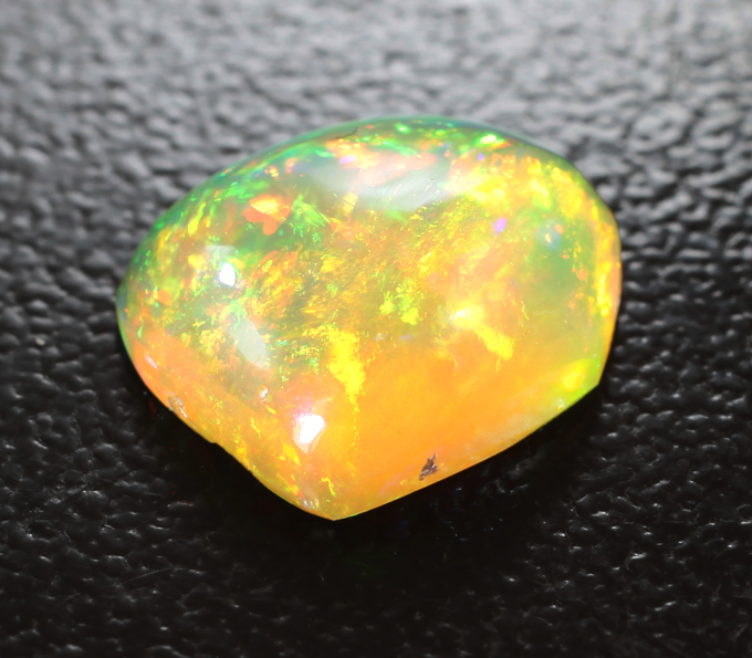 Кристаллический опал 2,32 карата