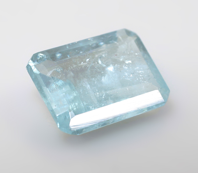 Редкий голубой турмалин 0,94 карата