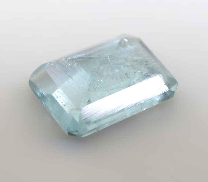 Редкий голубой турмалин 0,94 карата