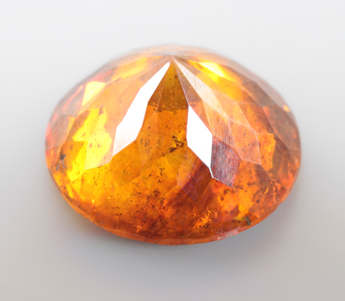 Крупный сфалерит 7,99 карата