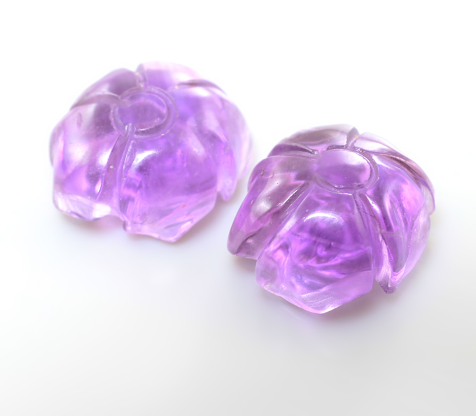 Пара резных аметистов 15,29 карата