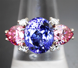 Кольцо с топовым танзанитом 6,46 карата, розовыми 3,92 карата и бесцветными муассанитами 0,6 карата Золото