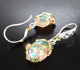 Серьги с кристалличевскими эфиопскими опалами 8,16 карата и цаворитами Серебро 925