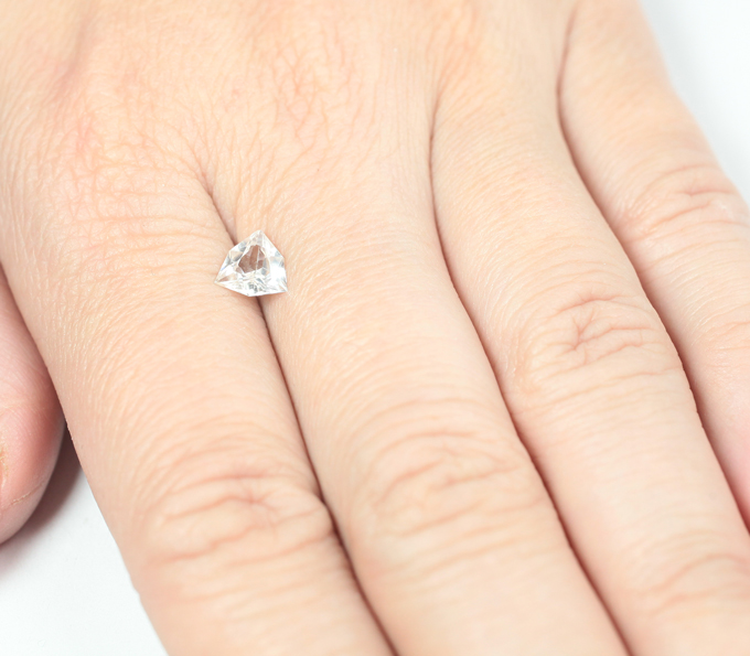 Циркон авторской огранки 1,26 карата