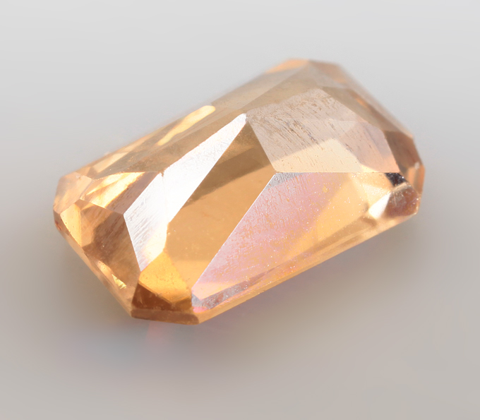 Желтый циркон 1,42 карата