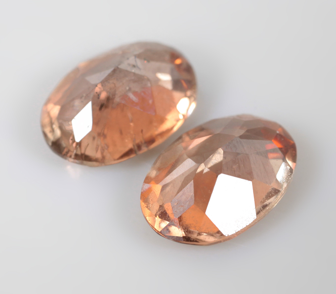 Пара андалузитов 1,16 карата