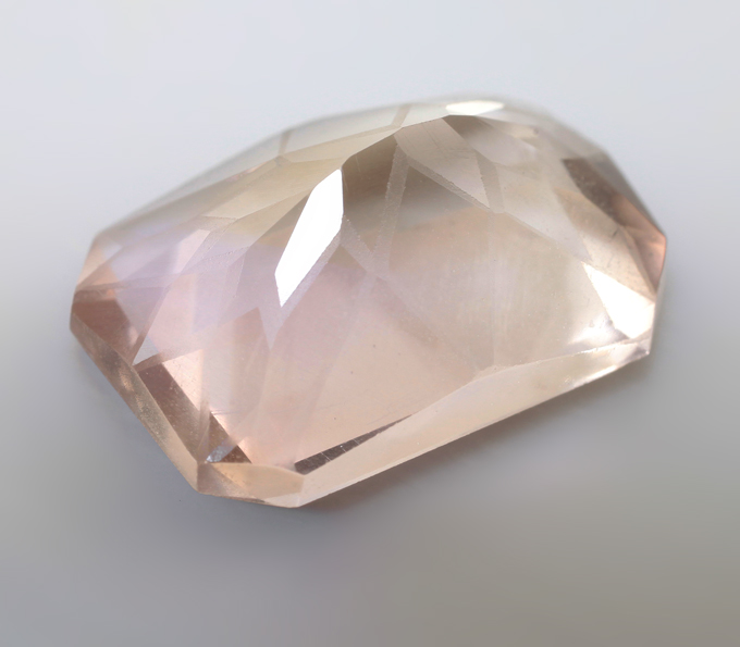 Аметрин авторской огранки 6,12 карата