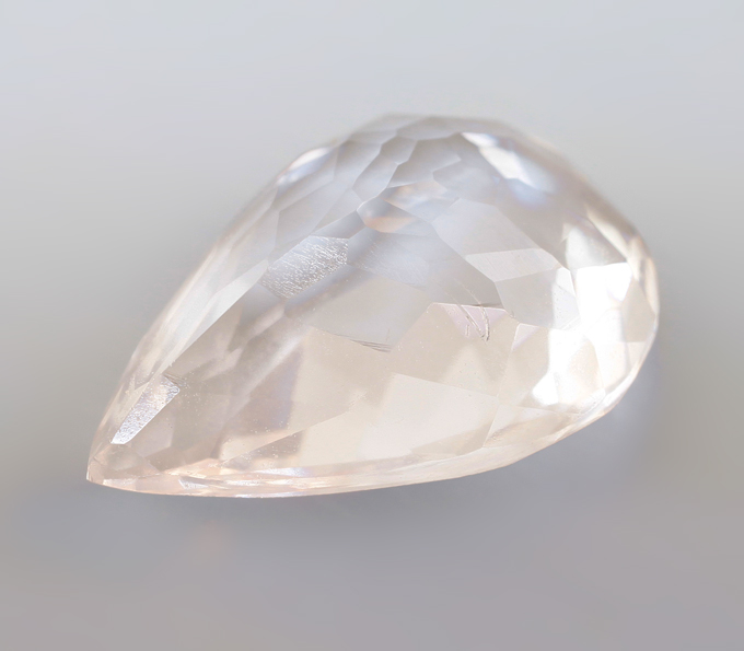 Морганит высокой чистоты 2,58 карата