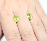 Пара желтовато-зеленых сфенов 4,31 карата