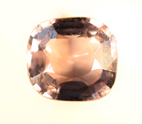 Фиолетовато-синяя шпинель со сменой цвета 0,97 карата