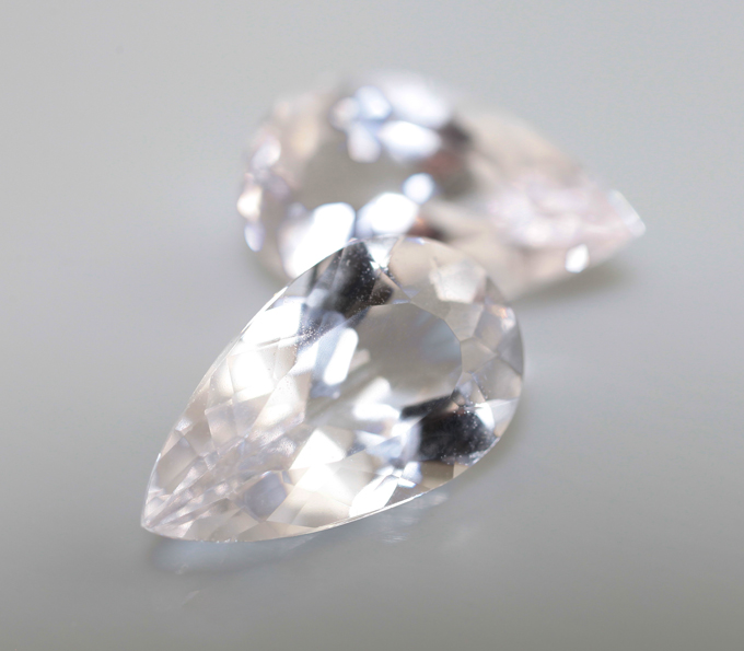 Пара редких данбуритов 4,54 карата