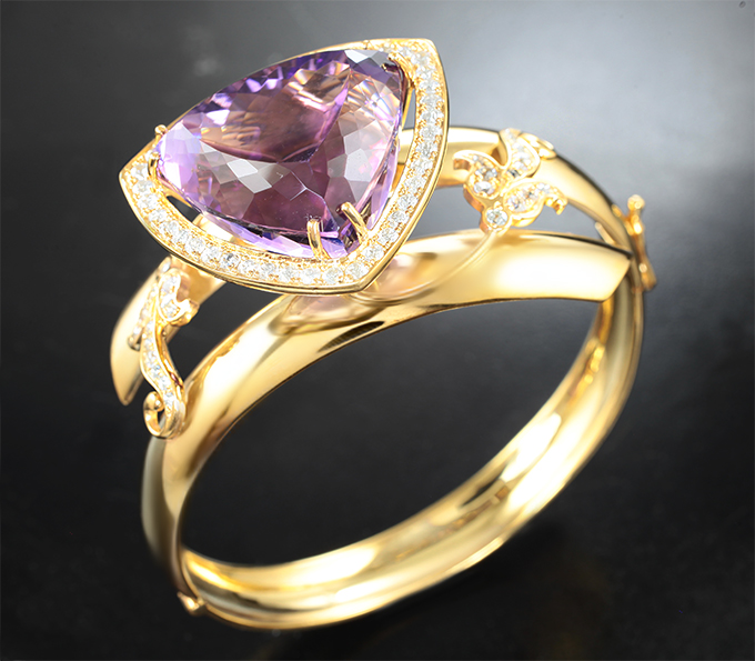 Серебро 925 Браслет с чистейшим уругвайским аметистом 64,47 карата и бесцветными цирконами