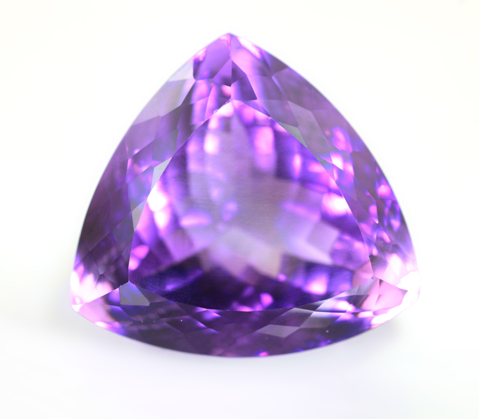 Браслет с чистейшим уругвайским аметистом 64,47 карата и бесцветными цирконами