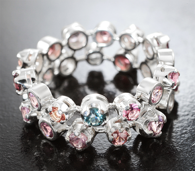 Кольцо с разноцветными шпинелями 3,55 карата