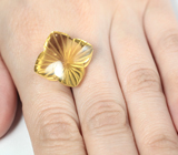 Чистейший крупный резной цитрин 24,19 карата