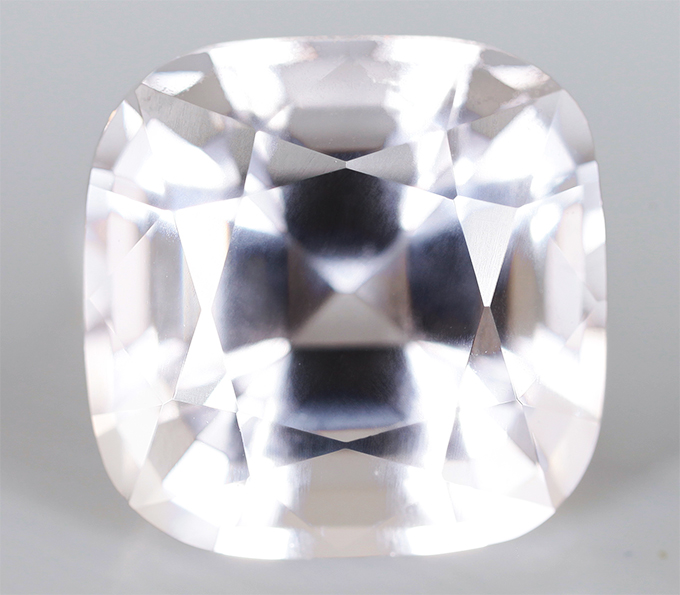 Кольцо с чистейшим морганитом 4,65 карата