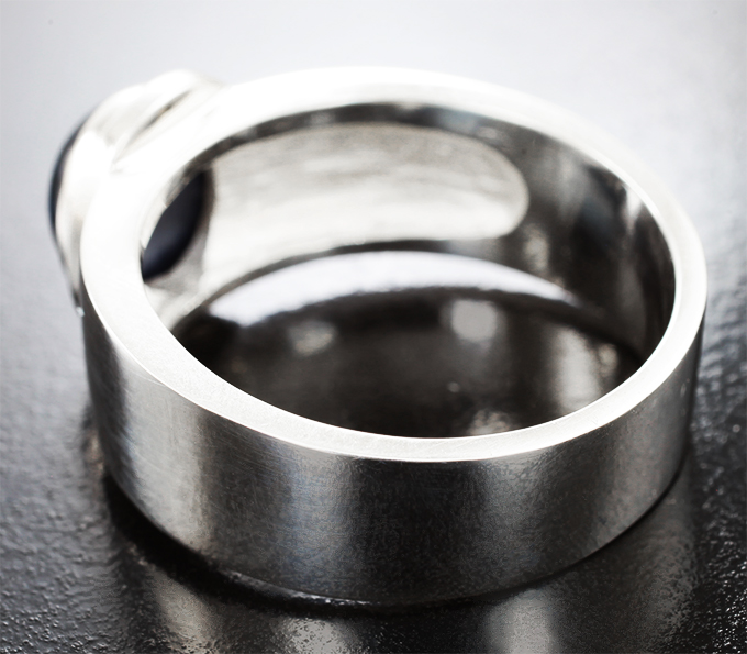 Кольцо cо звездчатым сапфиром 5,64 карата