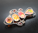 Брошь с ограненными эфиопскими опалами 7,26 карата, сапфирами 1,4 карата и бриллиантом Золото