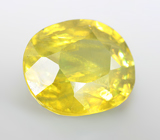 Зеленовато-желтый сфен 2,44 карата