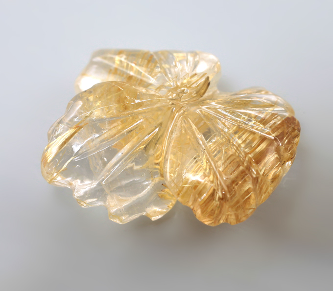 Резной рутиловый кварц 10,5 карата