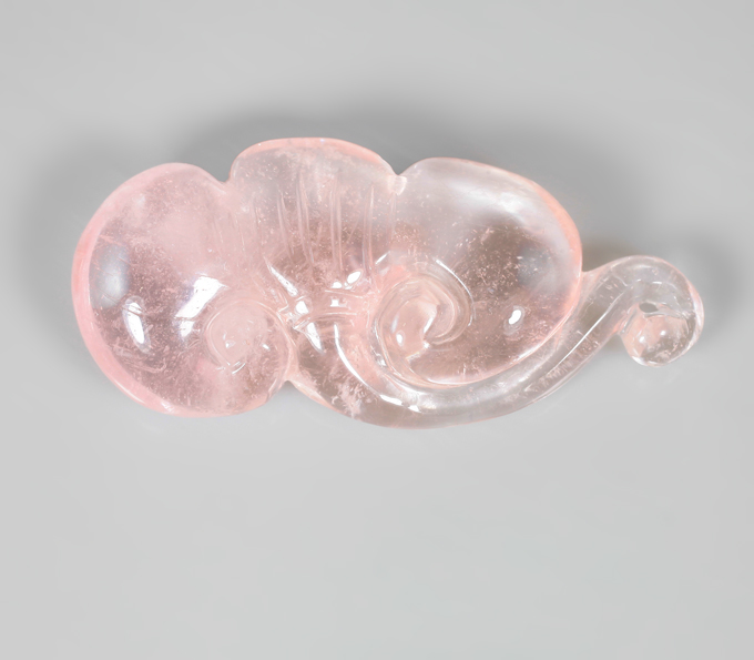 Резной морганит 13,85 карата