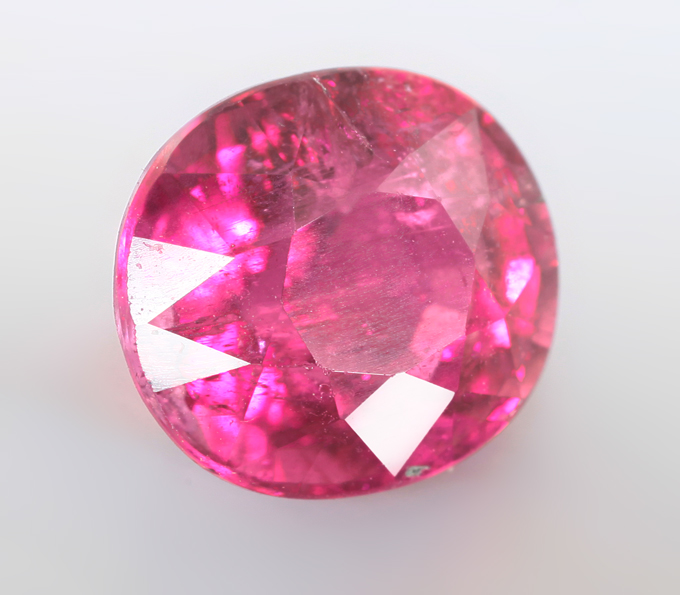 Топовый цвет! "Неоновый" рубеллит турмалин 1,88 карата