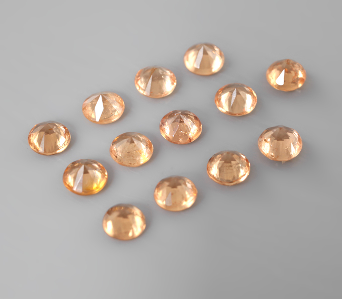 Набор из 13 спессартинов гранатов 2,13 карата