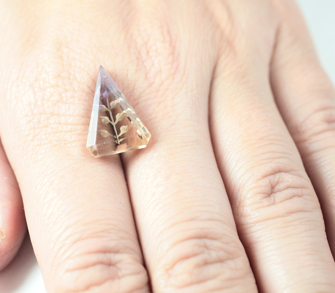 Резной аметрин 7,12 карата