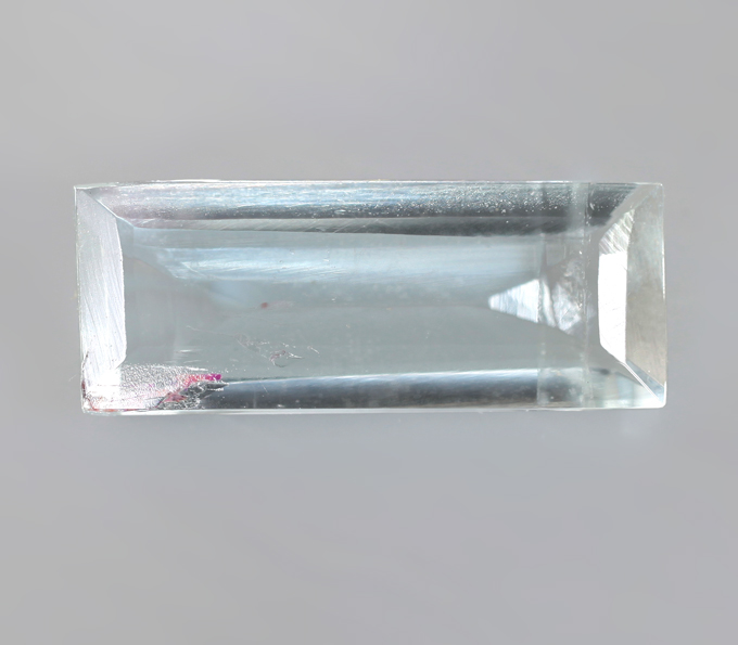 Аквамарин редкой огранки 0,88 карата