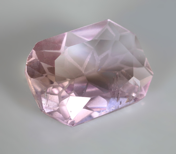 Резной аметрин 5,23 карата